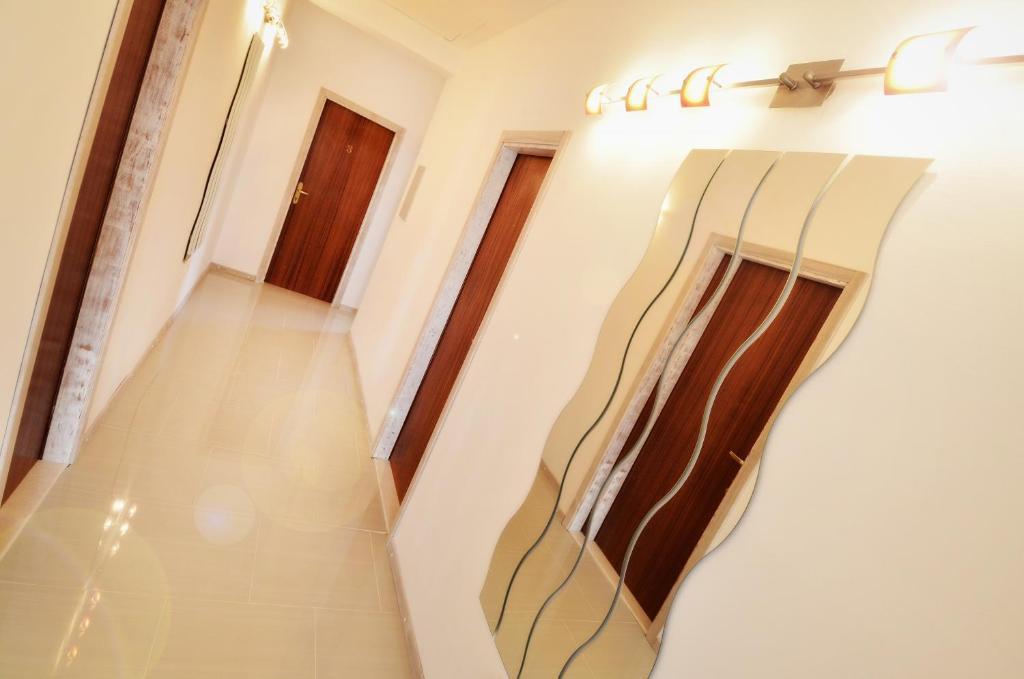 Rooms & Apartments Marinero Betina  Exterior foto